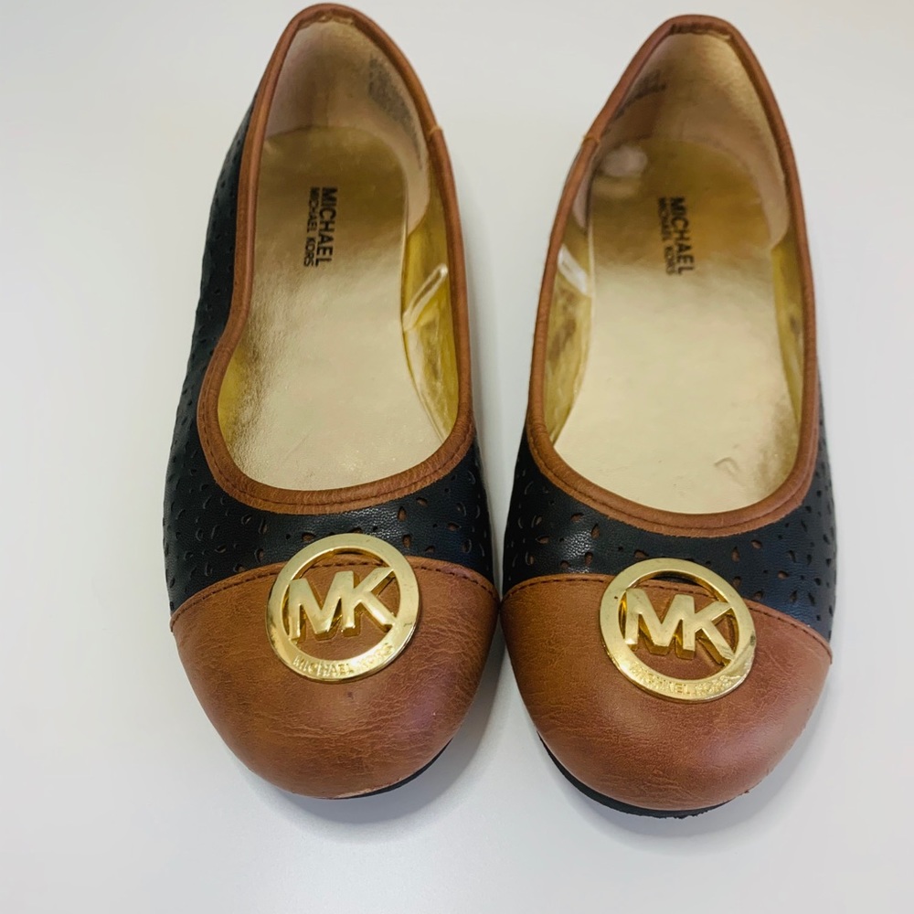 Michael Kors Leela Girls Flats